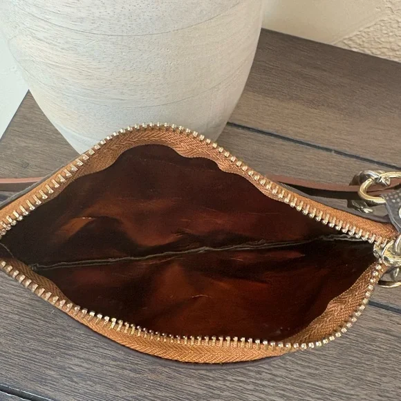 Michael Kors Brown belt bag - Picture 3 of 3